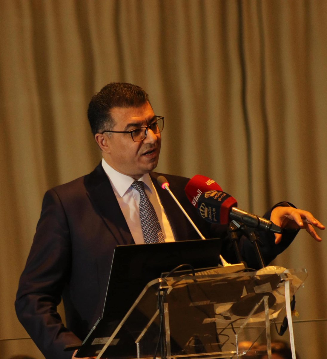 NLinJordan's tweet photo. تم اطلاق الشعار الوطني والهوية التسويقية لزيت الزيتون 🇯🇴 خلال حفل إطلاق تحت رعاية معالي وزير الزراعة المهندس خالد الحنيفات وبحضور السفارة والجهات المعنية بهذه الصناعة. 
 
إن تطوير شعار الهوية التسويقية هو جزء من طموح أكبر لتعزيز التصدير والتنمية المستدامة للقطاع. https://t.co/qNZ8mgv4c1