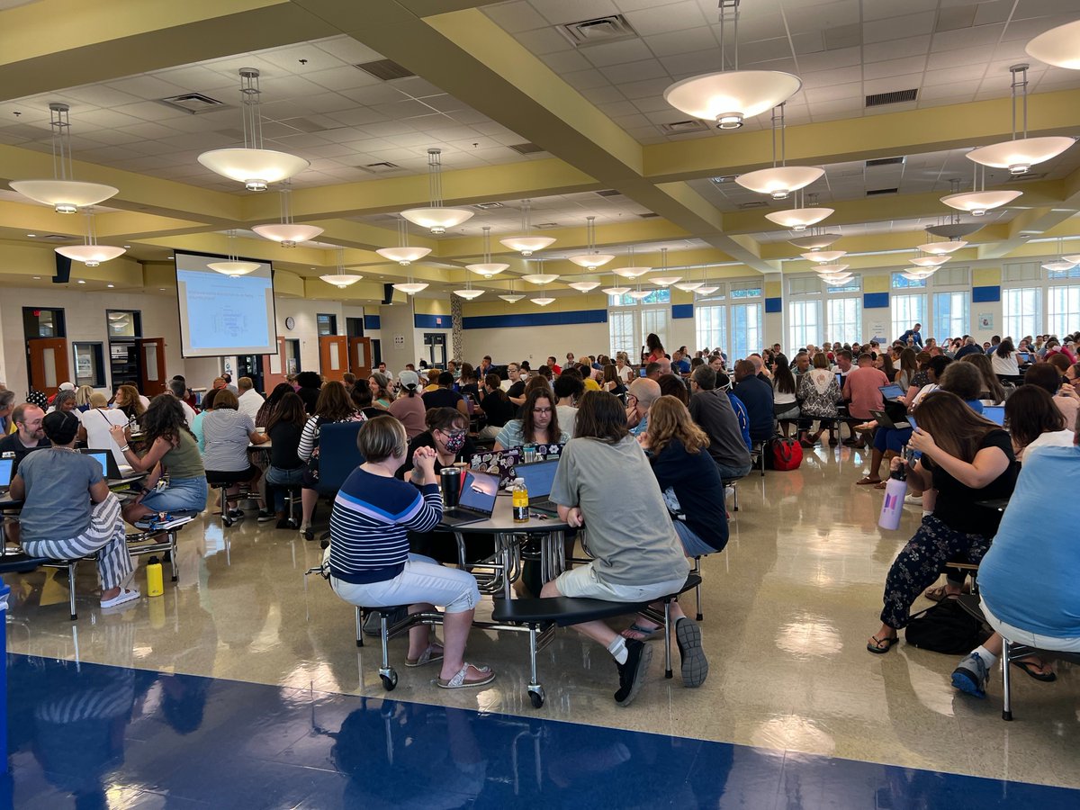 SupportEduc's tweet photo. Today @DStaehrFenner, @MeghanGSmith, and @educ8orSmith conduct a professional development workshop for 2️⃣0️⃣0️⃣ teachers at @GaithersburgHS.
This year marks the second year of our two year long unlocking GHS EMLs’ potential project with them! 🧠💪 @CorwinPress #MLLChat https://t.co/lbVhbeWAs9