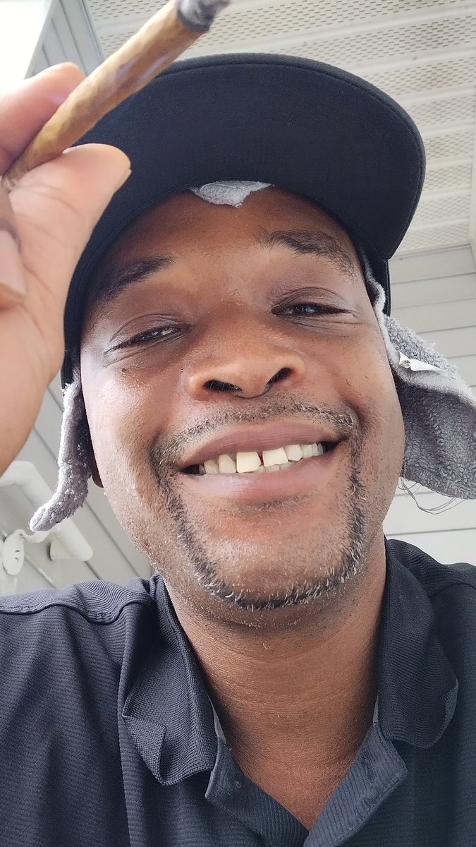 LARRYIRBY tweet media