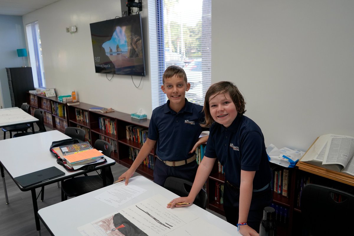 BenjaminBucs's tweet photo. SHAKESPEARE SCRIBE: Sixth Graders are hard at work on a group poster project. #bucsareback #Ihearttbs https://t.co/lLk8PfRPEo