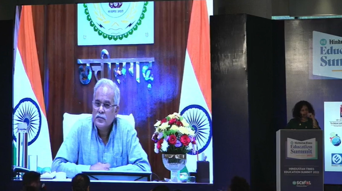 htTweets's tweet photo. 'It's easier for children to grasp and learn in their mother tongue, as compared to other languages. Hence, the primary education should be in local language'

- Chhattisgarh CM @bhupeshbaghel at #HTES2022

Watch full session here  
https://t.co/r6blyP3Yfc https://t.co/hz9Wg0Ut2I