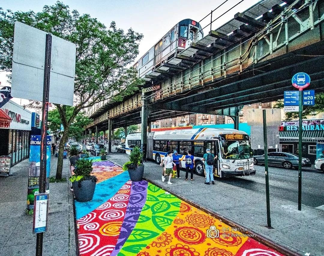 fromTheBronx's tweet photo. "Jerome Ave life." Norwood. The Bronx, USA. PHOTO: Instagram Account @ f0t0_guy at https://t.co/XbSFNTMxir
.
.
.
#regram #thebronx #bronx #fromthebronx #fromthebronxtotheworld #nycgo #seeyourcity #thebronxnyc #thebronxusa #Norwood #jeromeave #f0t0_guy #f0t0guy https://t.co/gPuNxzp7Pk