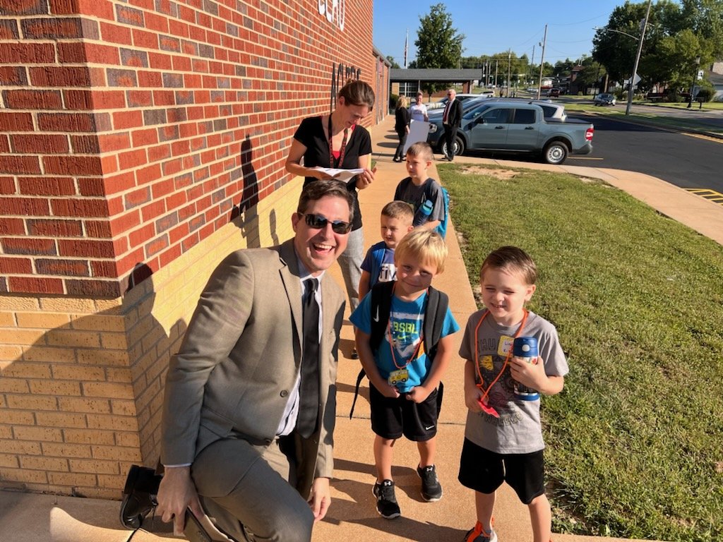 Joe Willis on Twitter "Meeting some new Kindergarten friends at Pevely