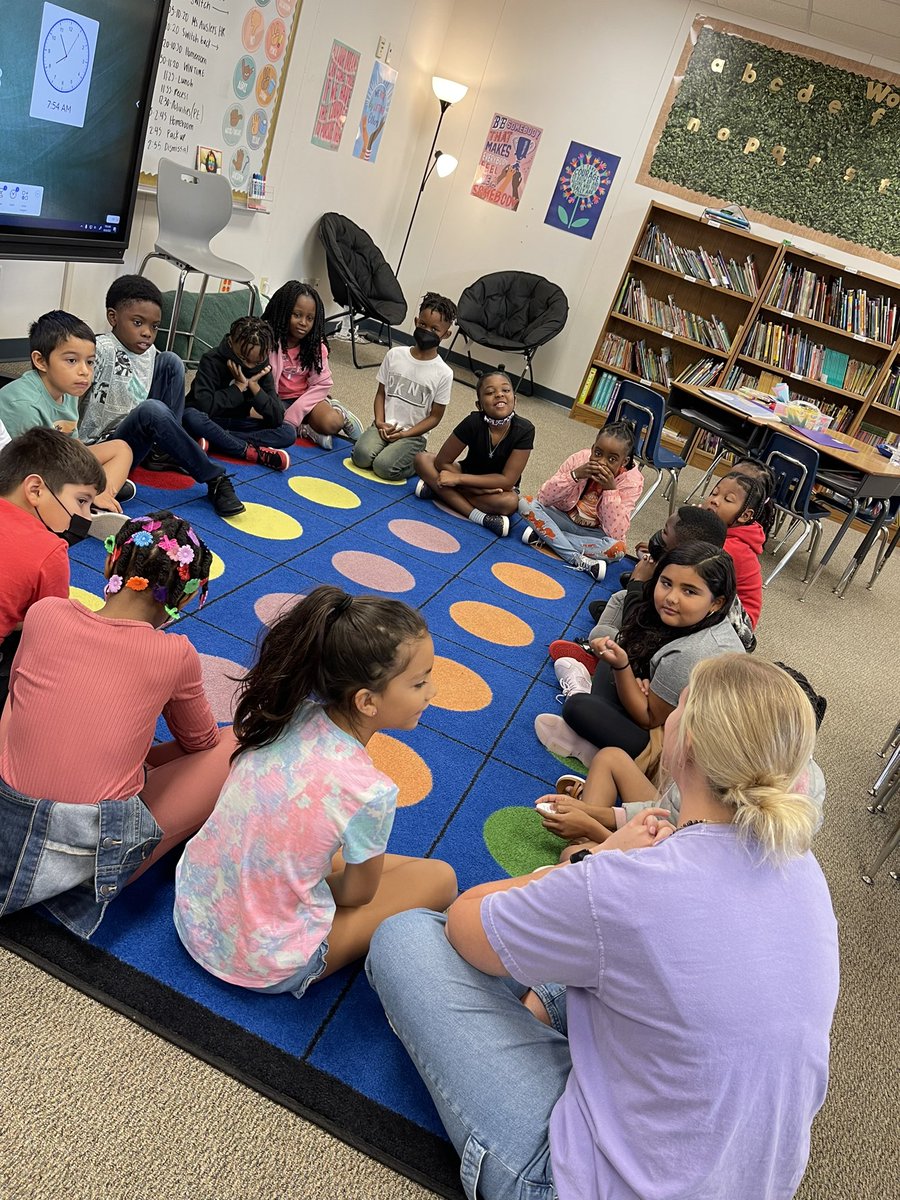mpruitt1's tweet photo. We know the power of community @McKamyElem and in @CFBISD We start our mornings with @harmony_sel ensuring a strong start for our students! Today was all about culture and sharing who we are! #LoveMcKamy @OrtonEmily_ @MrVarela2011 @DrChapmanCFBISD @susanmachayo #CFBProud https://t.co/NNjZTrBrNv