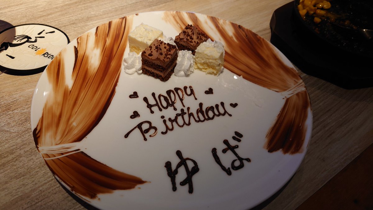 seijokankidan's tweet photo. 今日はフォロワーさんとフレアバー行ってきました！

お祝いもしてもらえてHAPPY！🥰 https://t.co/YGV0LwIWMv