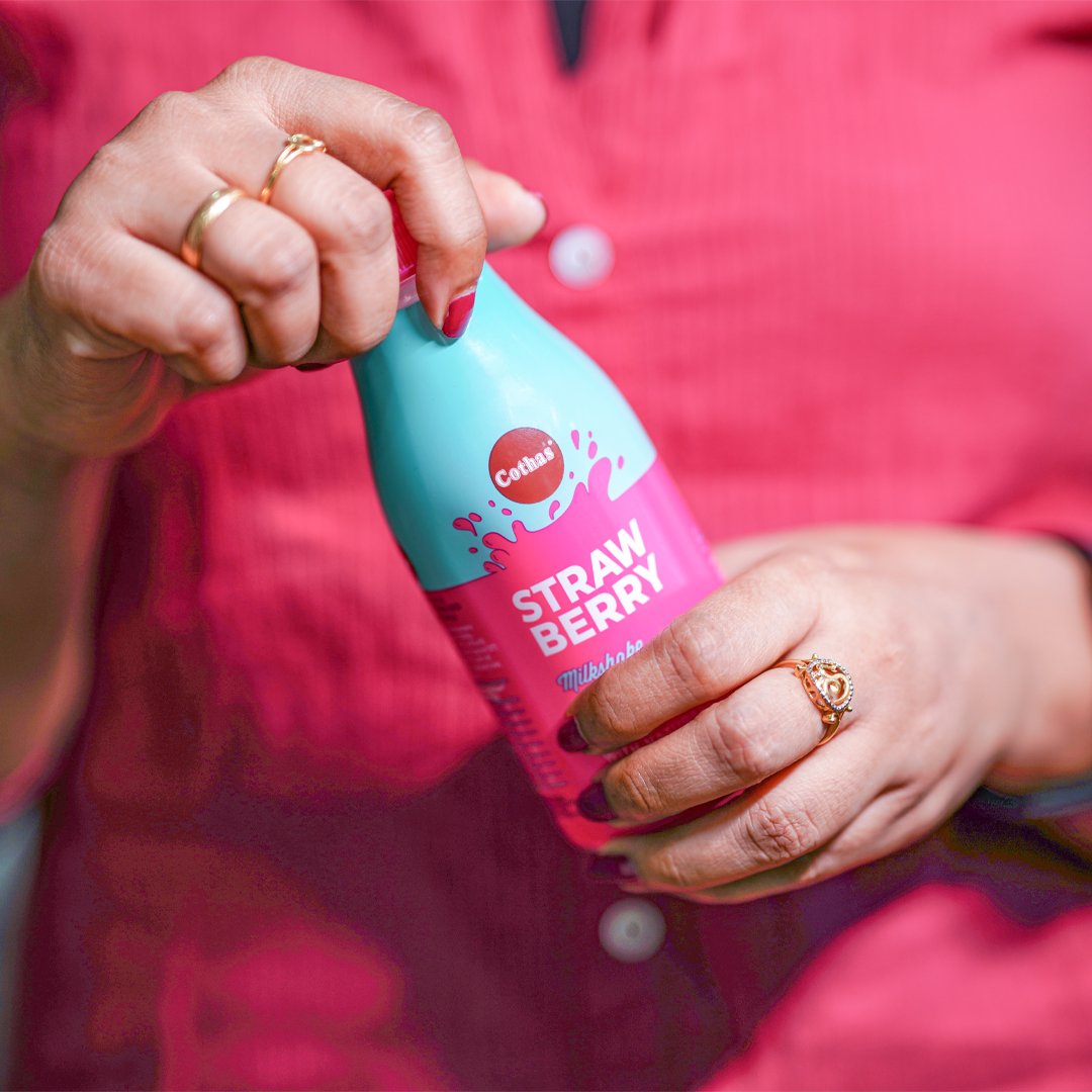 Sometimes you just a berrylicious pick-me-up. We're here to help with that 🍓

#cothascoffee #cothas #coffee #milkshake #strawberrymilkshake #coffee #trending #coldcoffee #Strawberry #milkshake #Summer