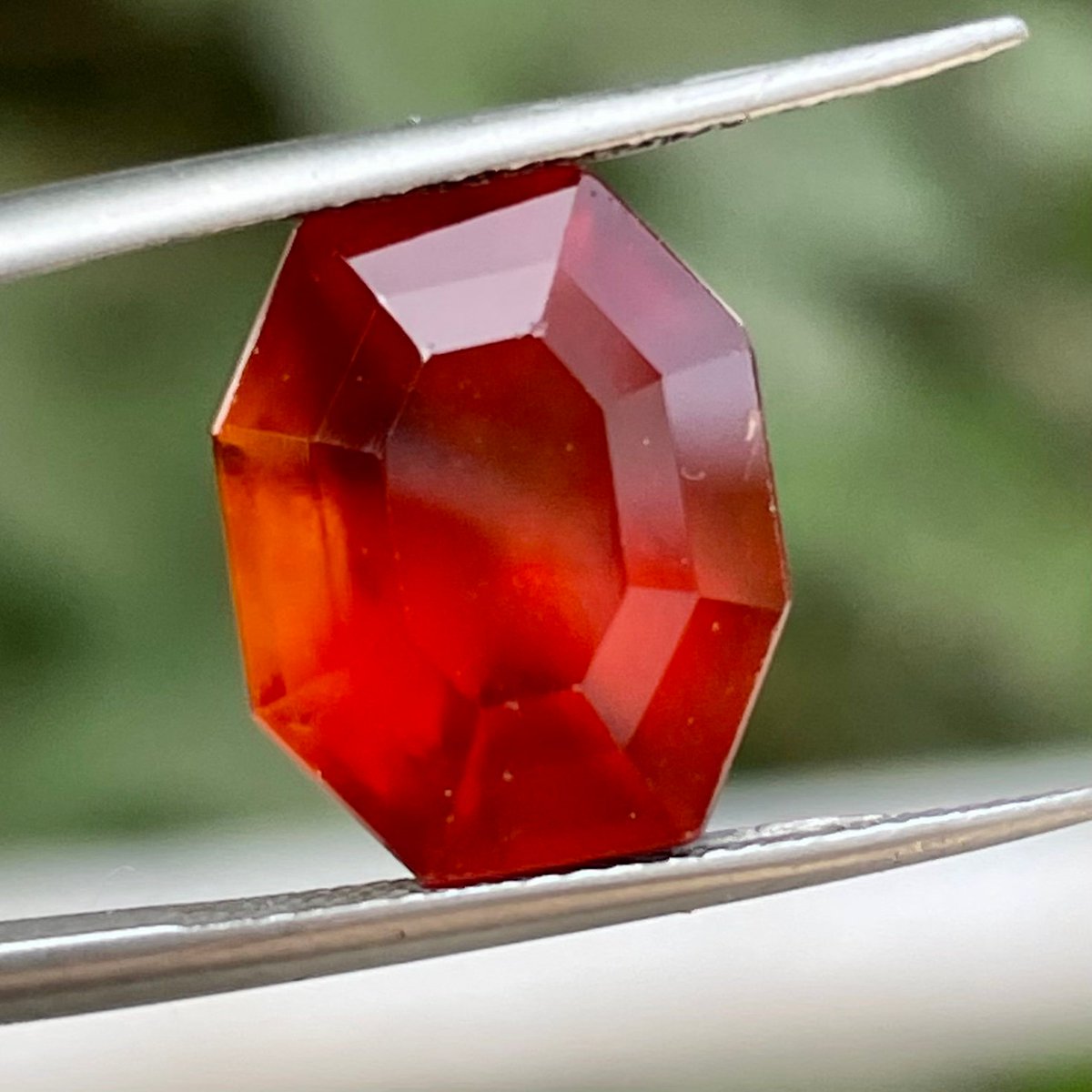 Sversov's tweet photo. Exquisite Deep Orange Natural Faceted Hessonite Garnet From Africa Mines for jewelry making.
 #AfricaMines #ExquisiteDeepOrange #JewelryMaking #FacetedHessoniteGarnet #finefacetedgems #EtsyEmail

👉https://t.co/wLtdPbCfsr https://t.co/kNia4Ahnd1