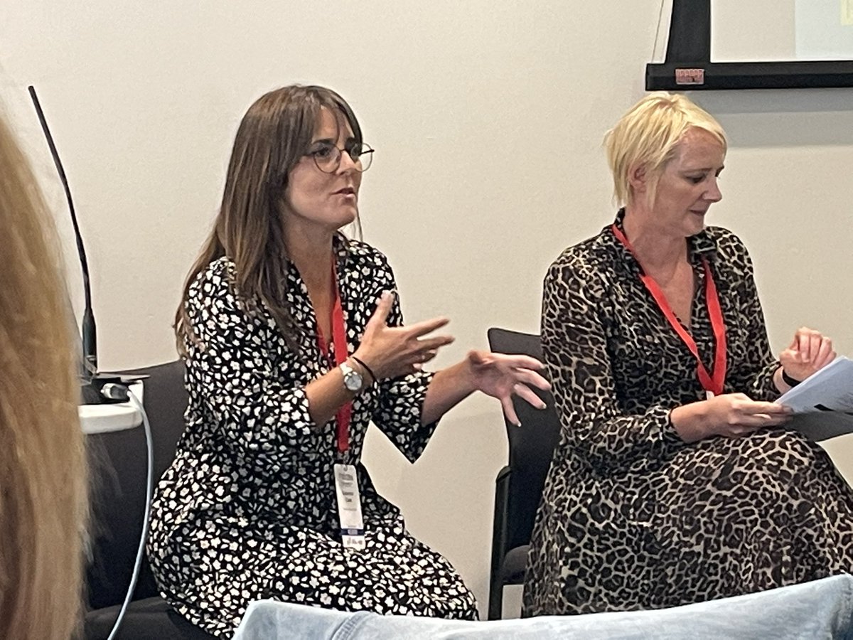 PGResearchBase's tweet image. Presenting research on Implementing the EYFS reforms during the pandemic. Well done team 🙌🏼 #EECERA2022 #EYFS #EYFSreforms