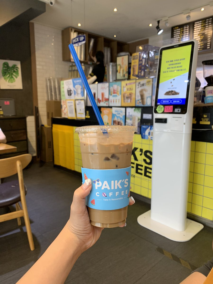 rachie_eth's tweet photo. living the best life in korea!! went to kwangjang market and can i say… I love all the food there😭 and for once i did not stain my white shirt🙏 https://t.co/AJEdmjhqnO