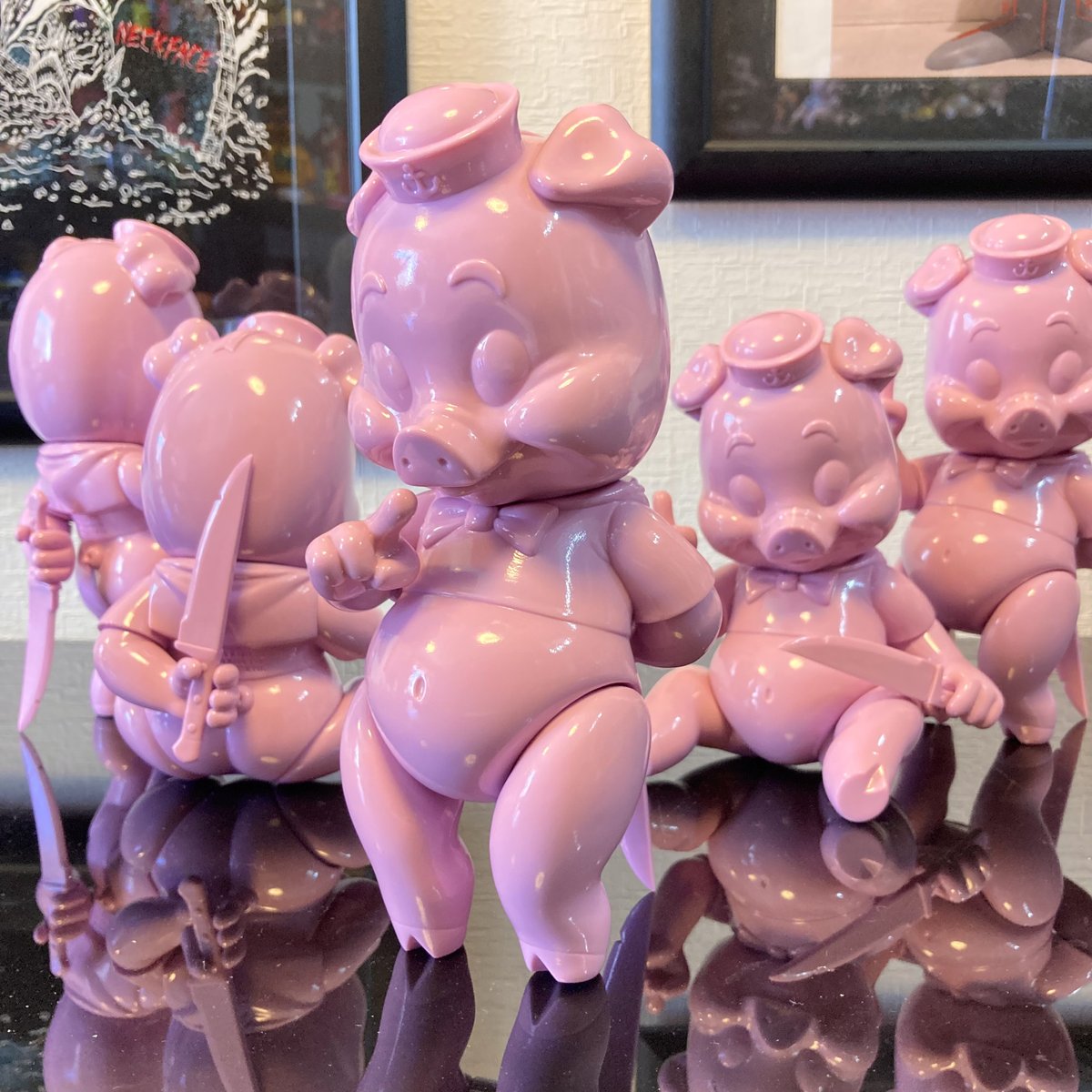 toysrevil's tweet photo. #toynews on #TOYSREVIL: https://t.co/RZcFu8Res7
PINK BLANK #PIGGUMS from #BlackBookToy available via Lottery info in blogpost-linked, cheers.
#designertoy #vinyltoy
#toyblog #toysblog #toysrevilblog https://t.co/geHCAfpZg6