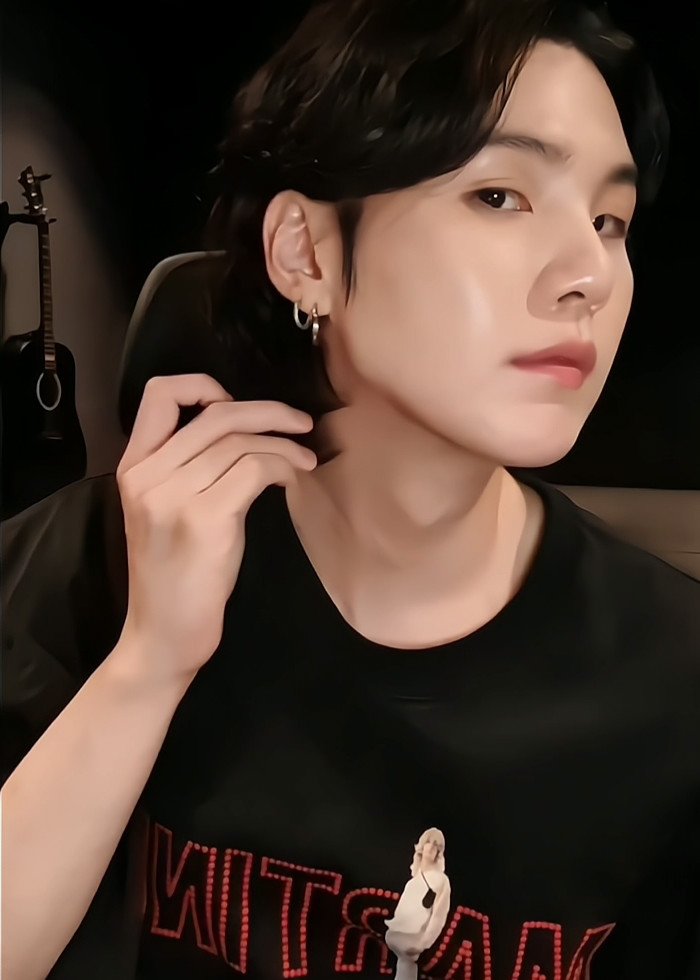minnpeachy's tweet photo. MIN YOONGI https://t.co/xYMiZz8J6L
