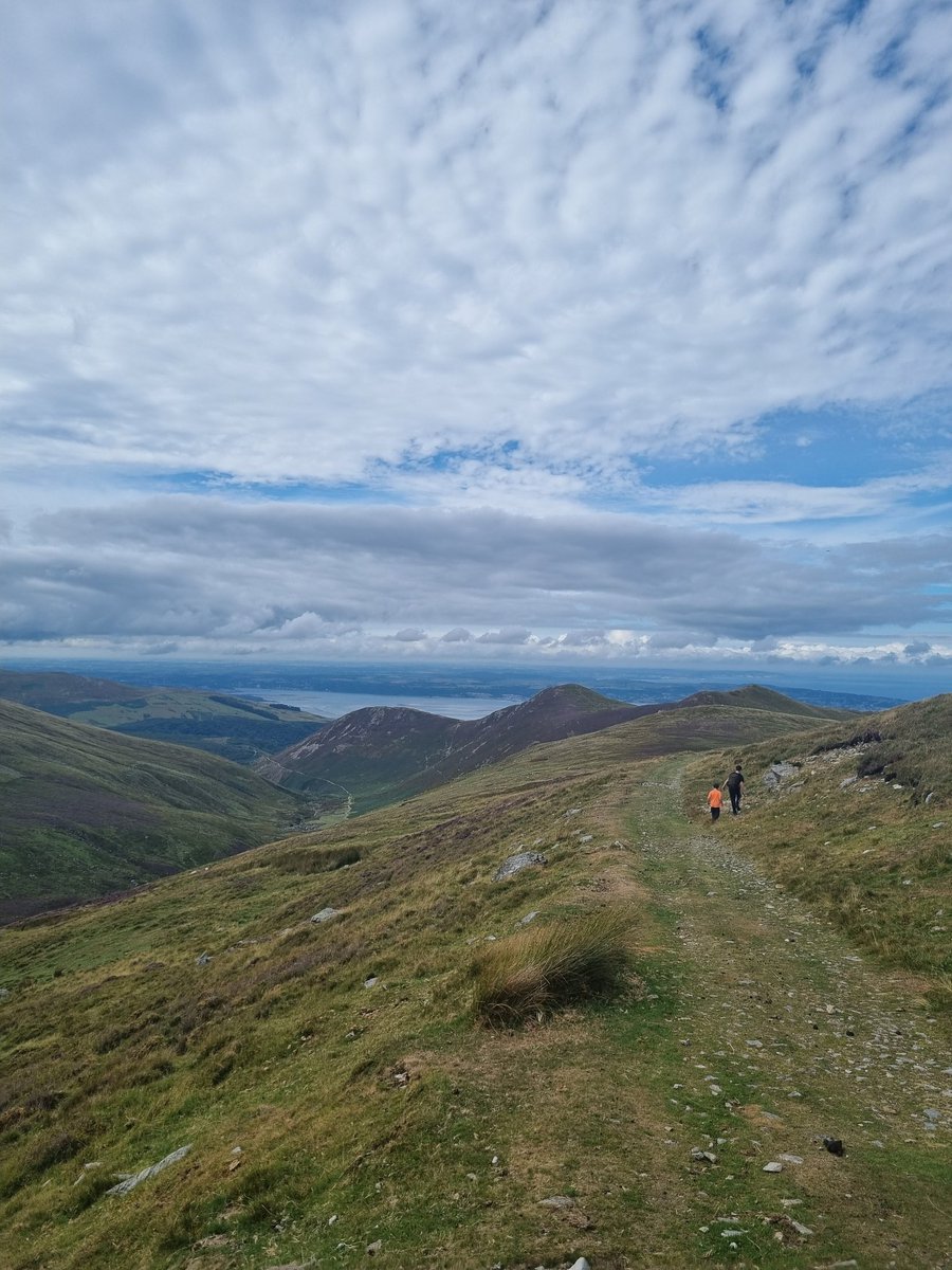 _steve_g81's tweet photo. An enjoyable 7 mile hike in the Carneddau mountains yesterday with my 2 sons. No electronic devices, no WiFi, just some quality time in the great outdoors #hiking #mountains #Carneddau #Eryri https://t.co/wCpQ8WZqOa