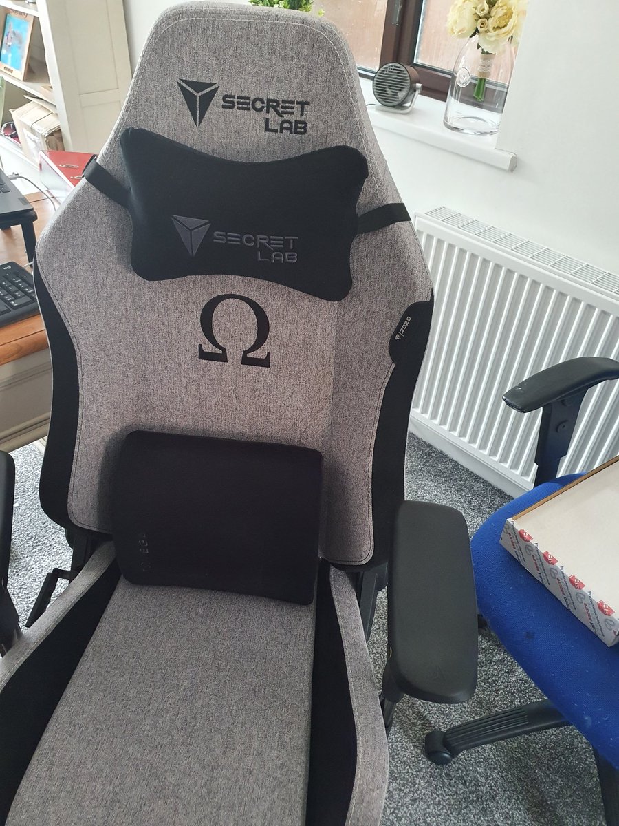 Another great, comfy chair from <a href="/secretlabchairs/">Secretlab</a>