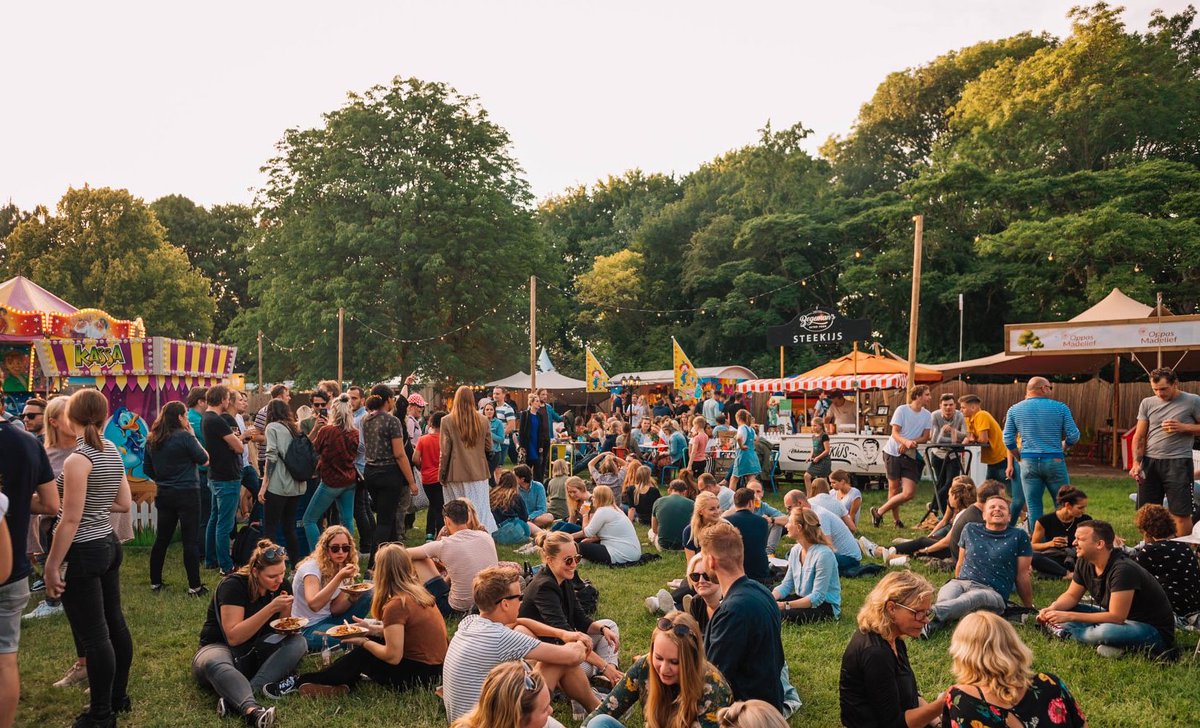 Our end-to-end solution is comprised of powerful yet simple tools. From an unparalleled management platform which allows for bespoke site setup, to payment capturing solutions for vendors, all the way to a backend system which provides mind-blowing visibility and insights 🕵️💰