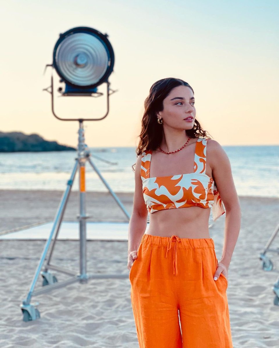 TvDunyasii's tweet photo. #AlpNavruz &amp; #AyçaAyşinTuran 💥 https://t.co/zbVR3GZCTa