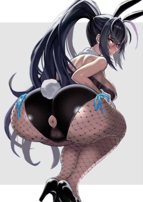 アナル見せてくれるバニーカリン 