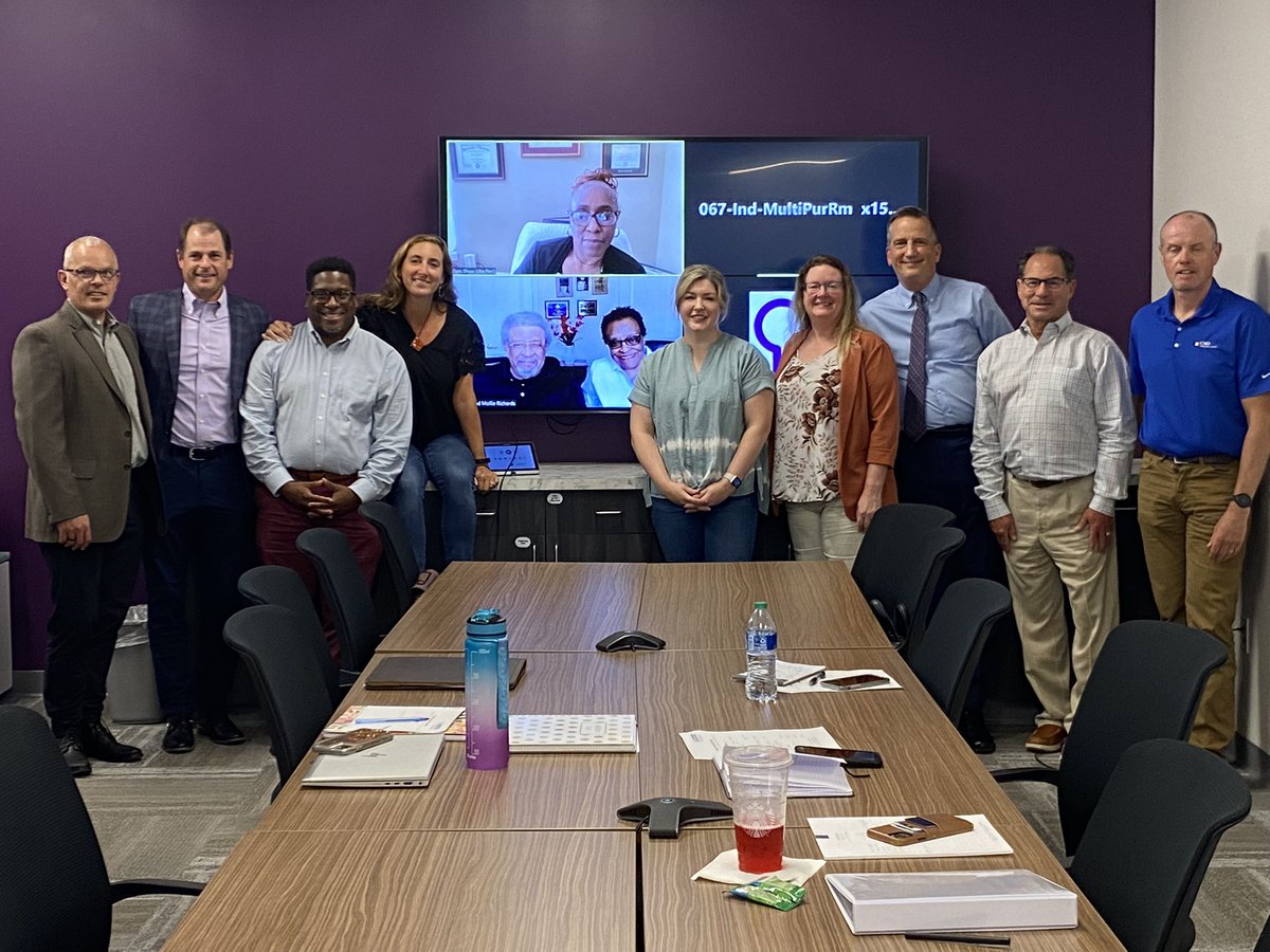 PhylFerrell's tweet image. Finally got to meet in person again (at least most of us) for our Alzheimer’s Association chapter board meeting yesterday. So impressed with the work of @AlzIndiana 💜💜💜 #bestboardever #EndAlz