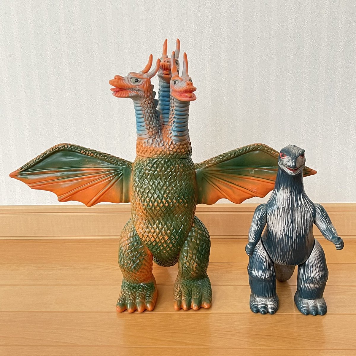 ブルマァク キングギドラ レッド ソフビ フィギュア ゴジラ GODZILLA