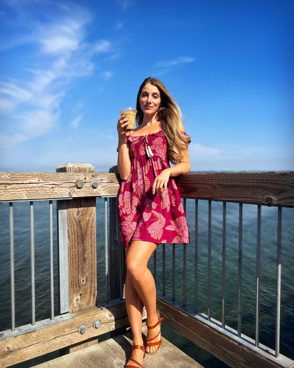 girlgone_crypto's tweet photo. GM to all the coffee hodlers 😜 https://t.co/e8FC5zsoub