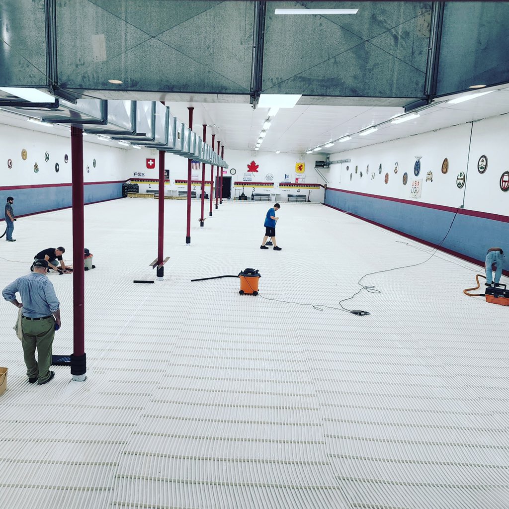 curlschenectady's tweet image. Great crew of #volunteers last night made sure our white liner and pipes were clean before #icemaking begins in early September. 

The new #season will be here before you know it!

#curling #curlingclub #volunteersrock #thankyou #shopvac #cleanup #newseason
