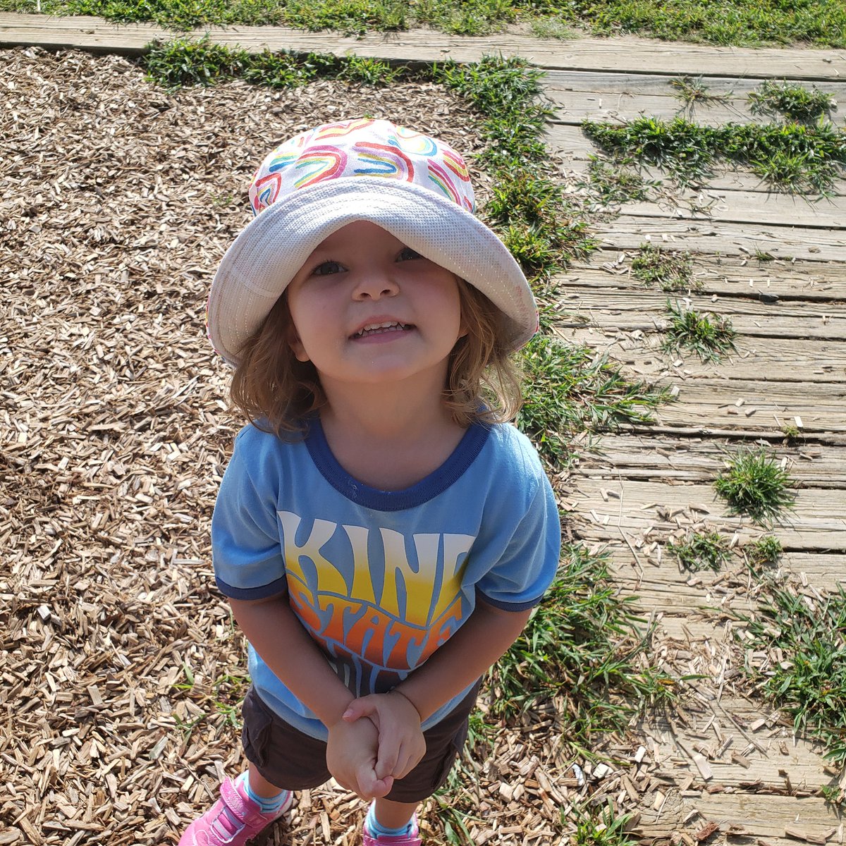 Every girl needs a sun hat on a sunny day! <a href="/ccesdukes/">Cumberland County Elementary School</a> #ccesdukes #WeAreCUCPS