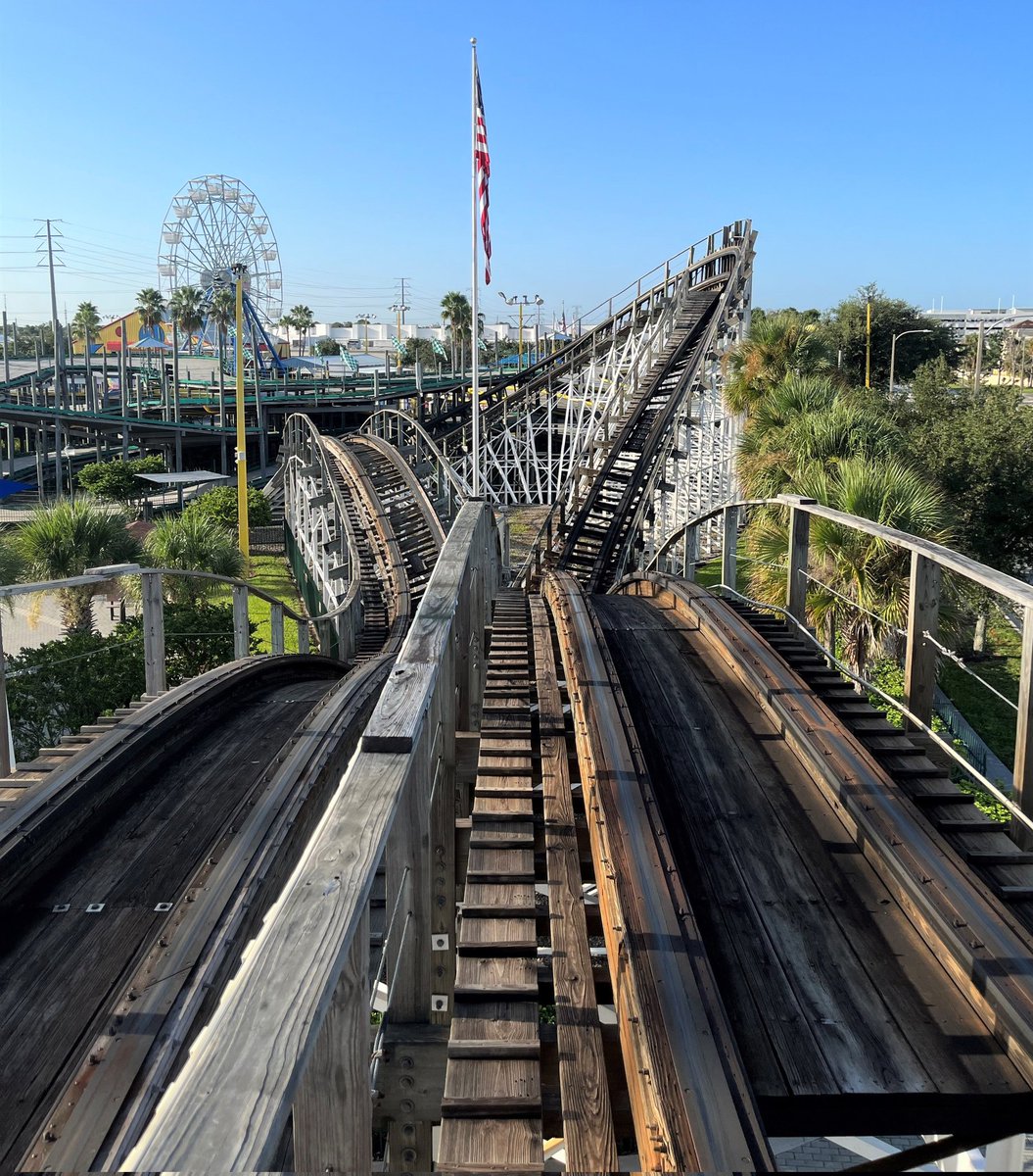 FunSpotAmerica's tweet image. Good morning! Check out this incredible view from the top of White Lightning! Want to take a ride? Purchase your Fun Pass by visiting: bit.ly/FSACoreORL

#funspotamerica #funspotatlanta #gci #FindYourFun