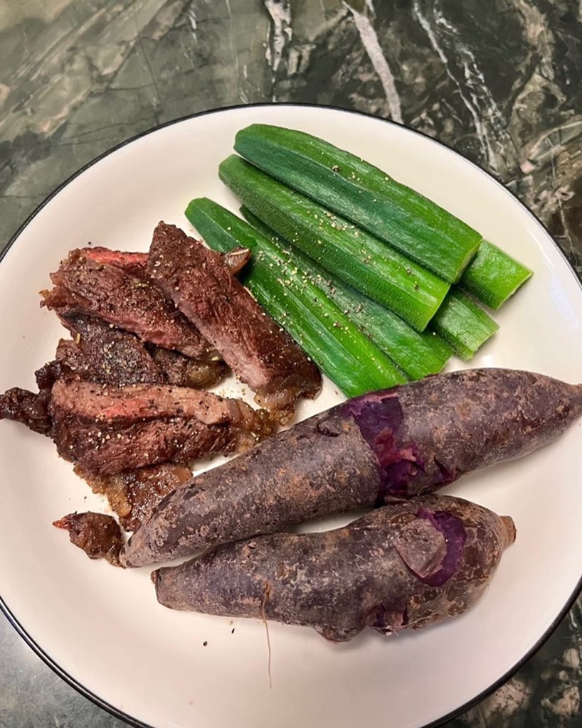 Anna1986210AA's tweet photo. Fat-reducing breakfast! Not bad. https://t.co/vBUh7RNZ2D