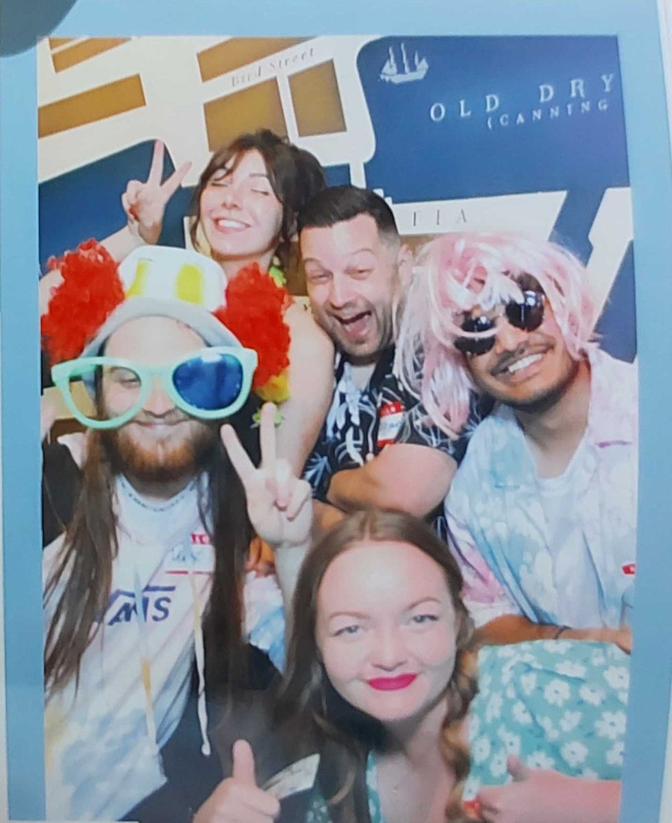 AbyssHidden's tweet photo. @KrisZadziuk @LucidGamesLtd Who wouldn't wanna be part of this cute lil bunch ✌️🤡 https://t.co/wNm8oMCdYk