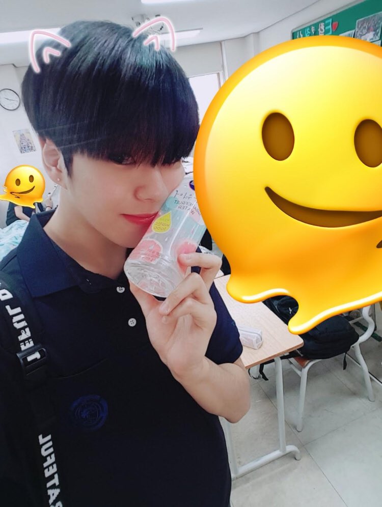 trsrupdates's tweet photo. [ #윤재혁 WEVERSE ] 20220824 #YOONJAEHYUK post 🌟 

🦁: goodnight 😋

#TREASURE #트레저 #トレジャー @treasuremembers https://t.co/PpQzTTFfns