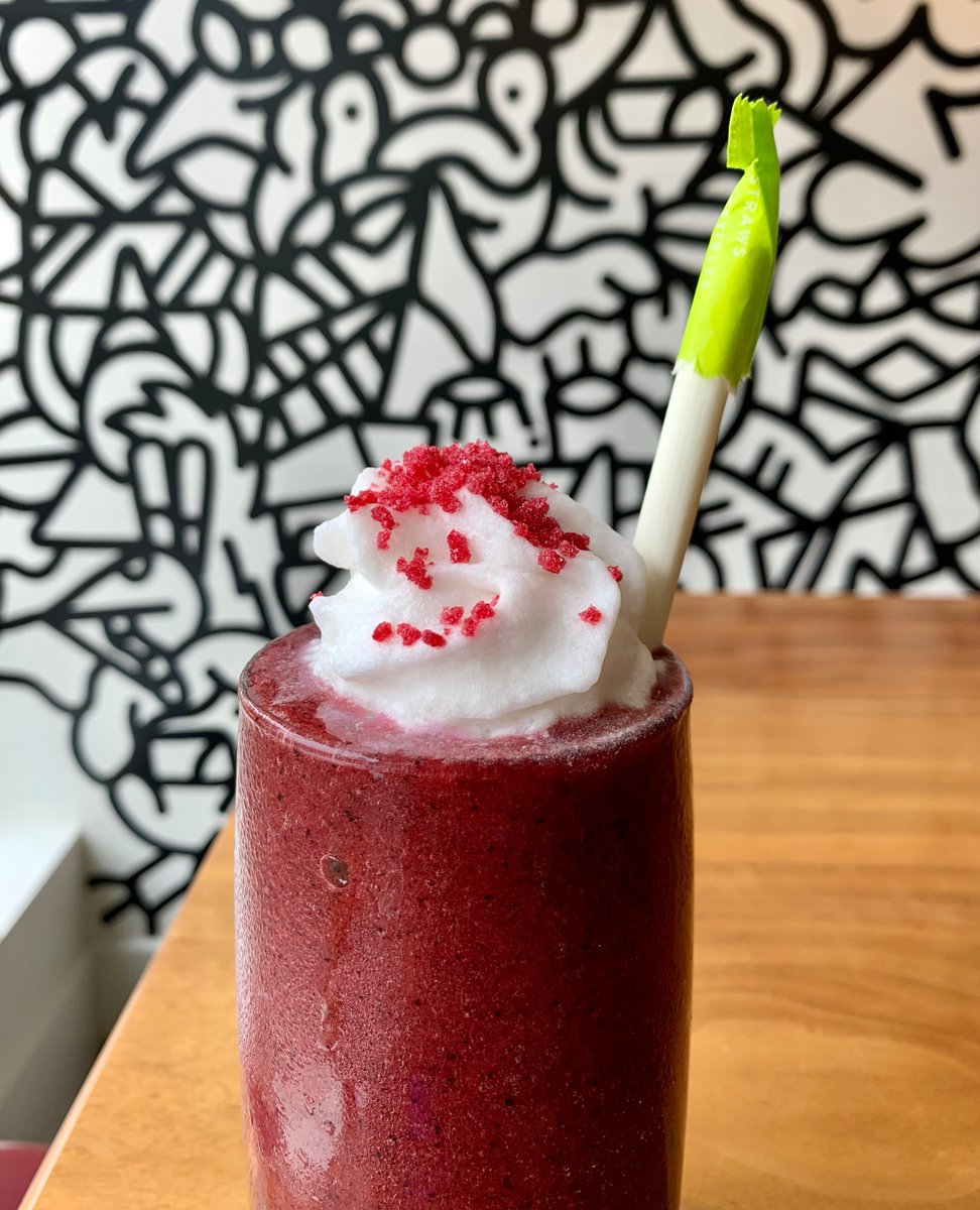 uncondiner's tweet photo. ☀️Not quite ready to give up on summer yet?☀️ Neither are we! Try our Cool for the Summer smoothie, a blend of guava and blueberry topped with coconut whip and served with an edible lime straw. #weliketohavefun https://t.co/spY9Sv8xBe