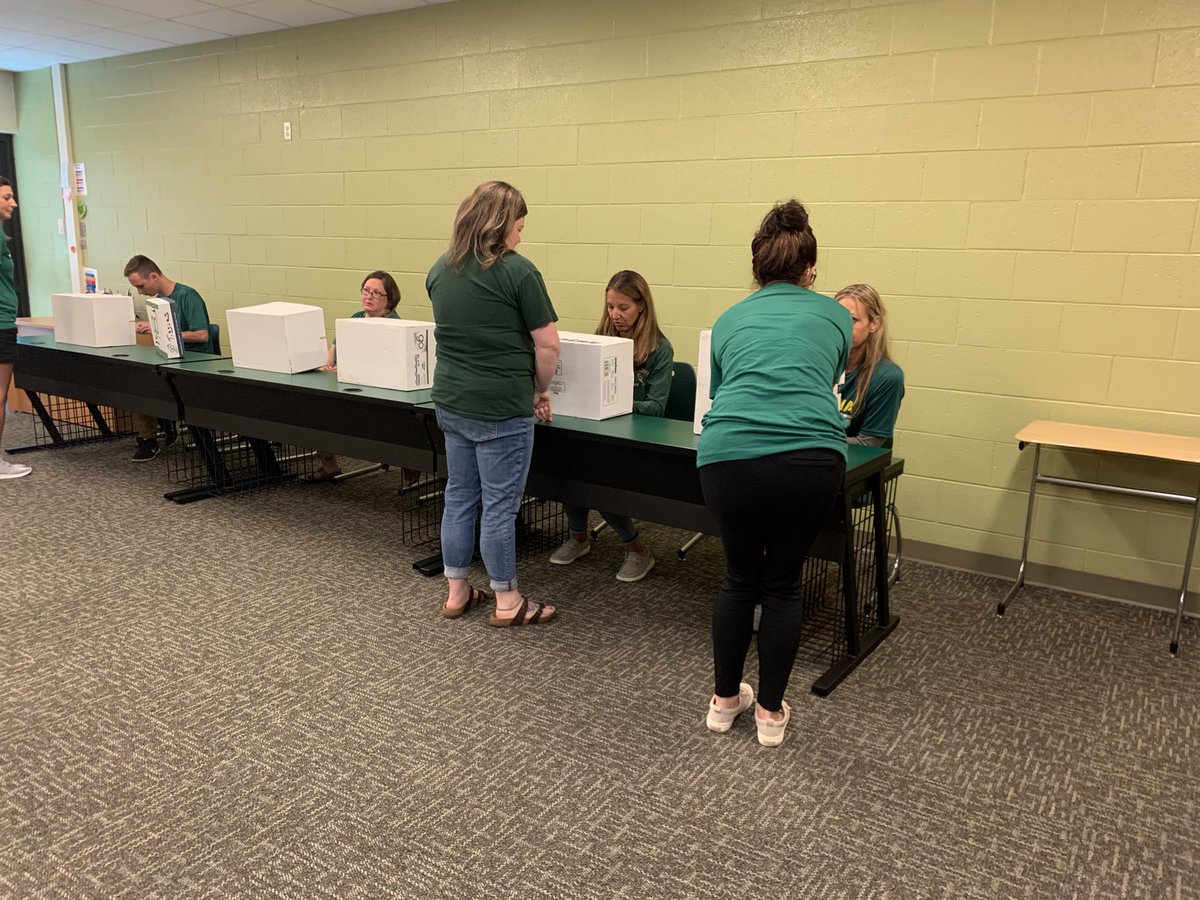 It’s Back to School Season and the CJH is doing the communication challenge! #CometPride #LearningwithLegos