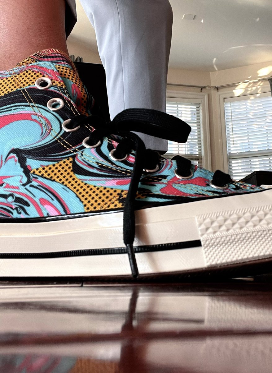gebauerm's tweet photo. These kicks are traveling around the conference today. Try to find them!  
#iltacon2022  #Session1713 
#LearningStrategy 
#learningculture 
#EngagementAndRetention
 #LearningDev 
#talentdevelopment https://t.co/lgT5qTJG2S