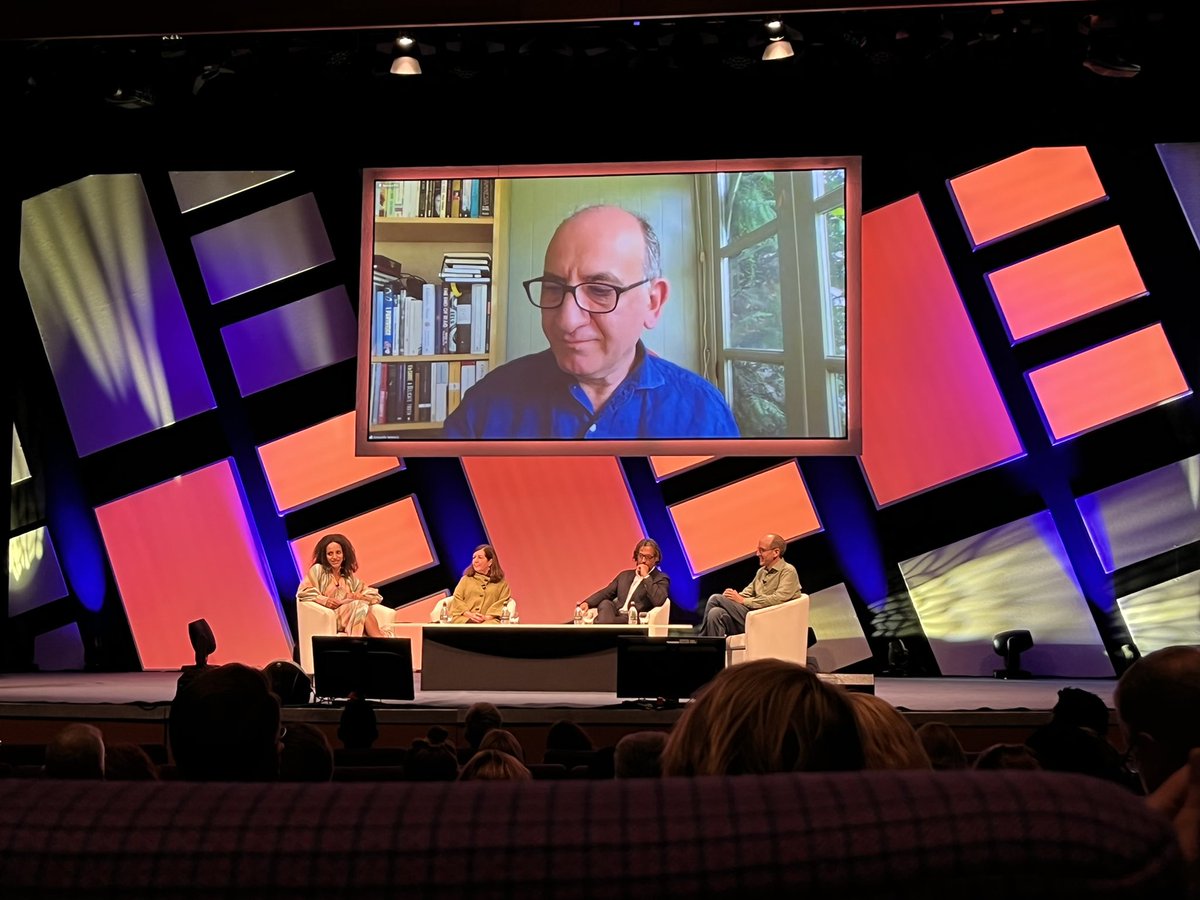 onewickedmaiden's tweet photo. Very excited for this! @OnestoWatch_TV #EdTVFest https://t.co/MnLsen4Uzt