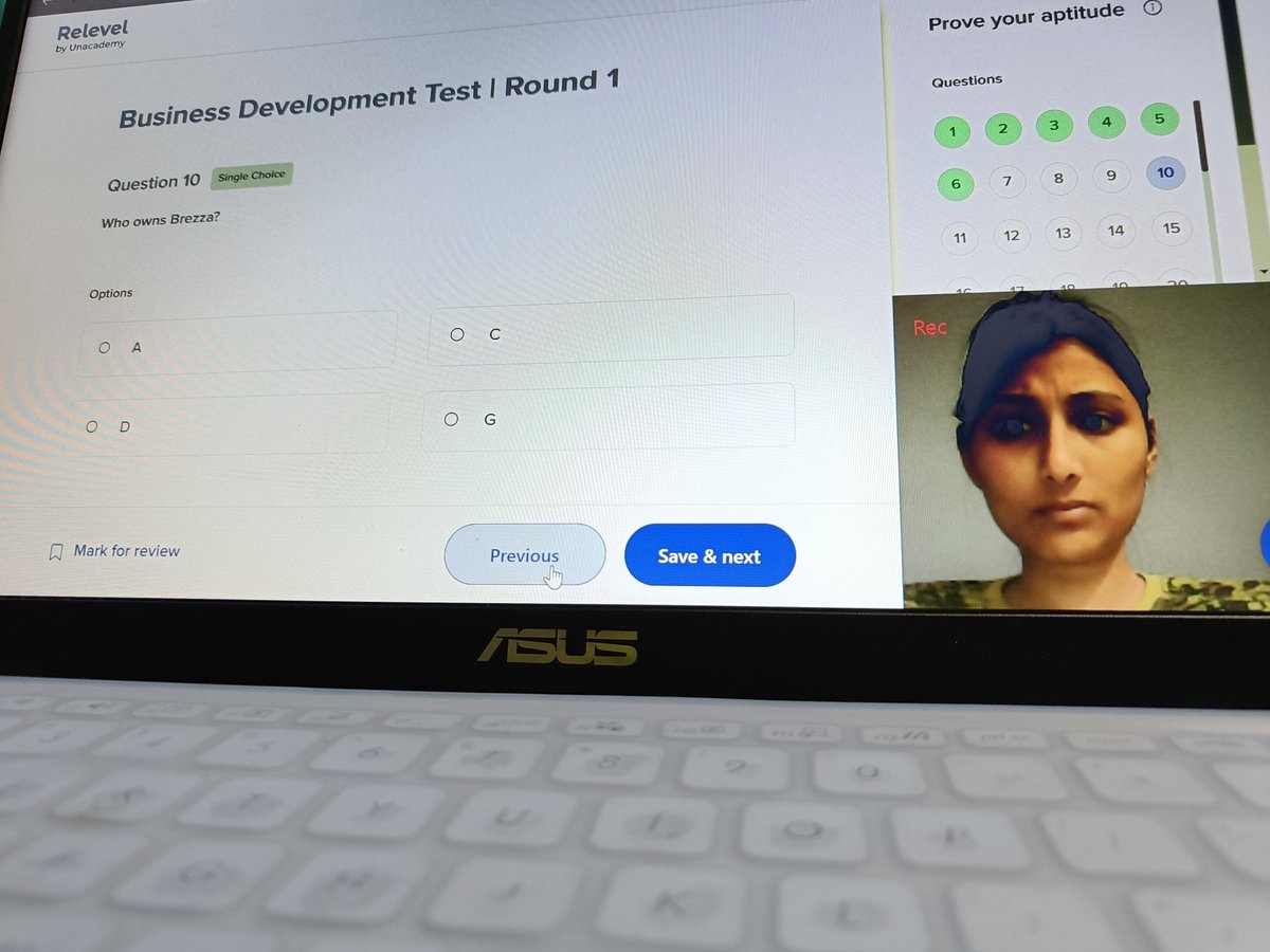 gem_garima's tweet photo. Today I had given exam of relevel for the second time and both the time I found some questions which I had to answer is something that I think Unacademy's tutors also can't answer.
Let me know @relevelhq how you expect me to answer to this question 
@unacademy @relevelhq https://t.co/zxhpHw3Qf3