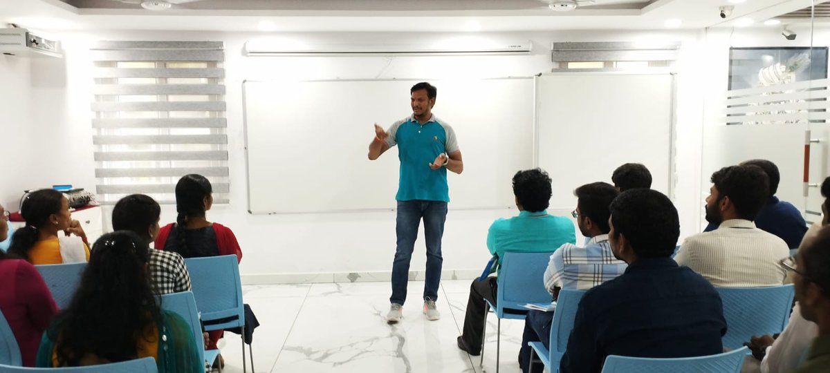 HoneyyGroup's tweet photo. The new employee training begins today on a positive note. The morning session started with the introduction by the senior management in the organization.
#salestraining #NewEmployees #NewEmployeeTraining #HoneyygroupEmployees #SalesandMarketing #SalesJob #newcareerstart #NewWork https://t.co/bMsHvleiKo