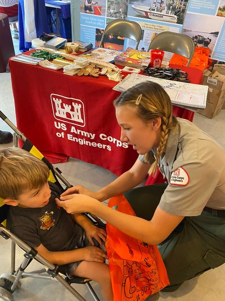 NashvilleCorps's tweet photo. J. Percy Priest Lake rangers are at the Wilson County Fair through Aug. 27, handing out lake maps, educational pamphlets, and fun water safety bags for the little ones! Stop by and say hi! 😊👋
#WilsonCountyFair #WaterSafety #PercyPriestLake https://t.co/YTdhRAhS5i
