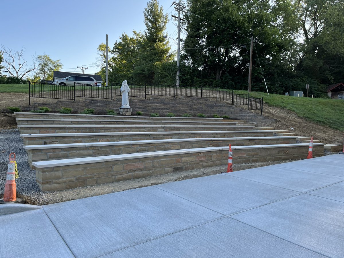RogerBaconHS's tweet photo. Amphitheater update 👀

Concrete ✅
Decorative fence ✅

#HailSpartans #ForwardToGreaterThings https://t.co/suszdsdcHW