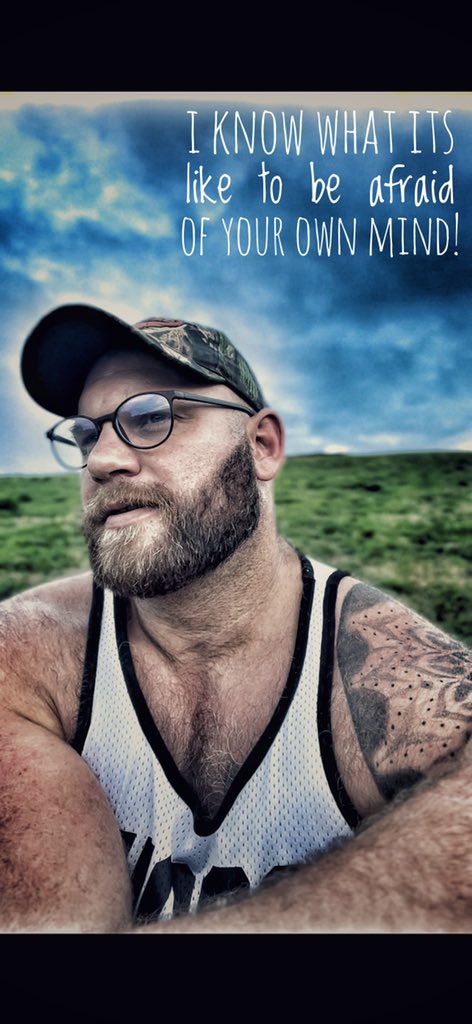 I want to be like water. I want to slip through fingers, but hold up ships.! ?

#gaybearsofinstagram