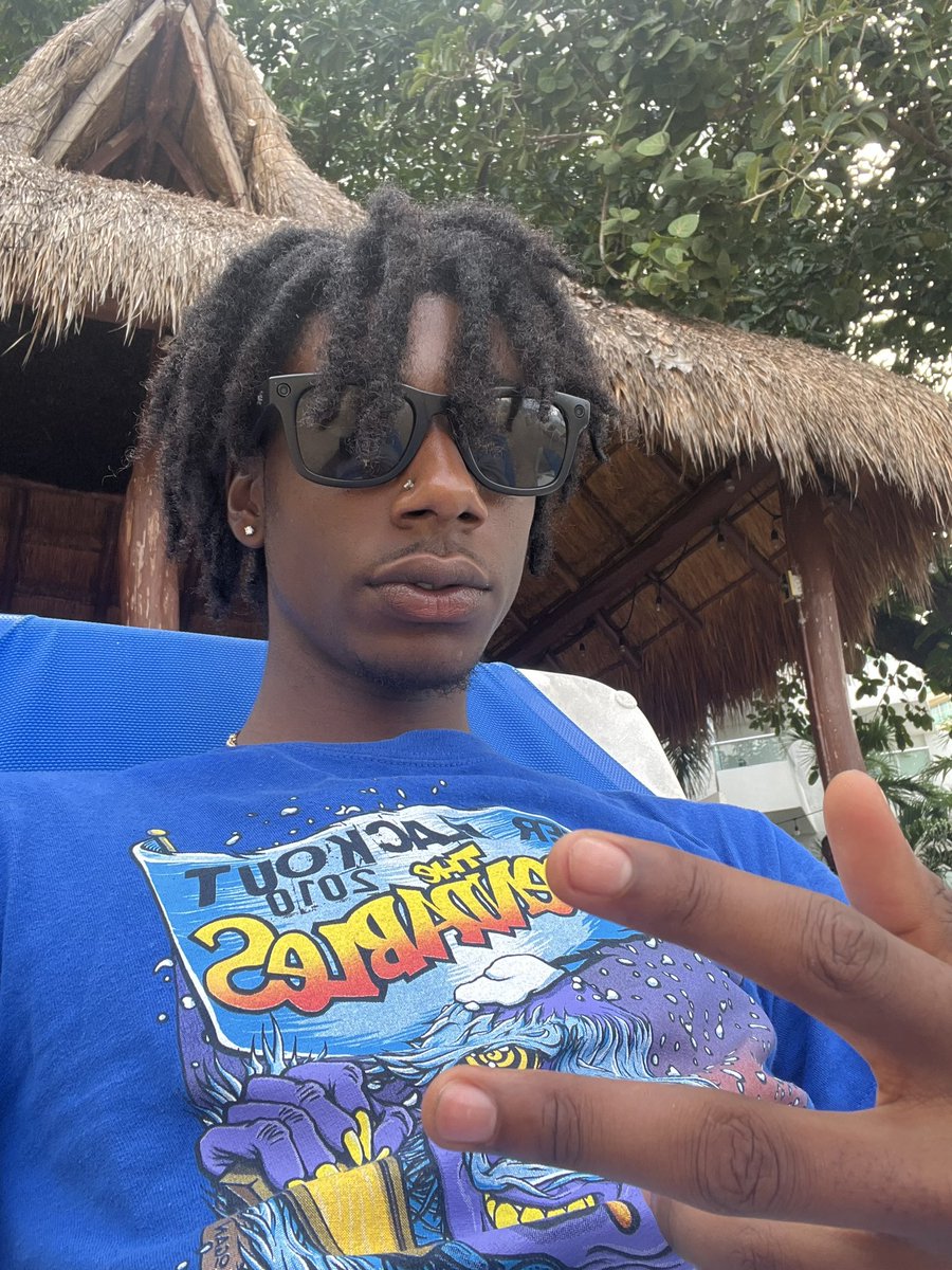 worthystickk's tweet photo. 🌎💜 https://t.co/8IcFRsxxvJ