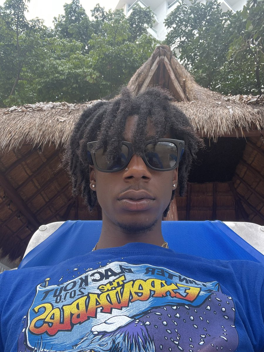 worthystickk's tweet photo. 🌎💜 https://t.co/8IcFRsxxvJ