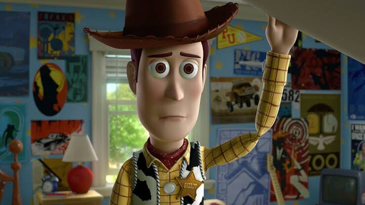 Yo al inicio de medicina: como amo esta carrera 🤩    
Ahora cuando alguien me pregunta: esta padre vaquero pero no se lo recomiendo a nadie 😔👌🏽