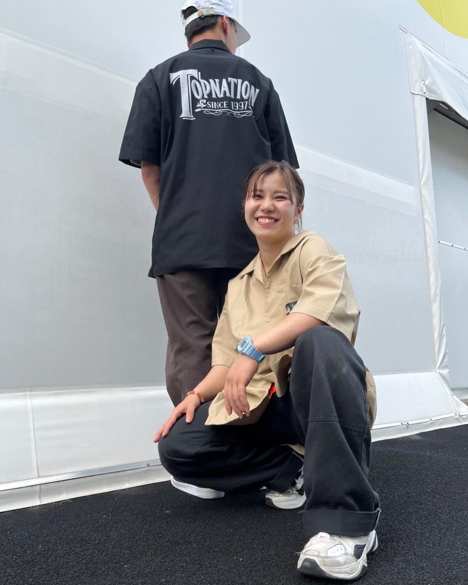 TOPNATIONJAPAN's tweet photo. 2022 SS collection
TOPNATION OPEN NECKED SHIRT
BLACK &amp; BEIGE

model
bboy hal (WASEDA BREAKERS, PICKACTION, let me)
bgirl yuika (KOSÉ 8ROCKS, PICKACTION)

https://t.co/O16zrg9bRD https://t.co/ShcbKlPFX9