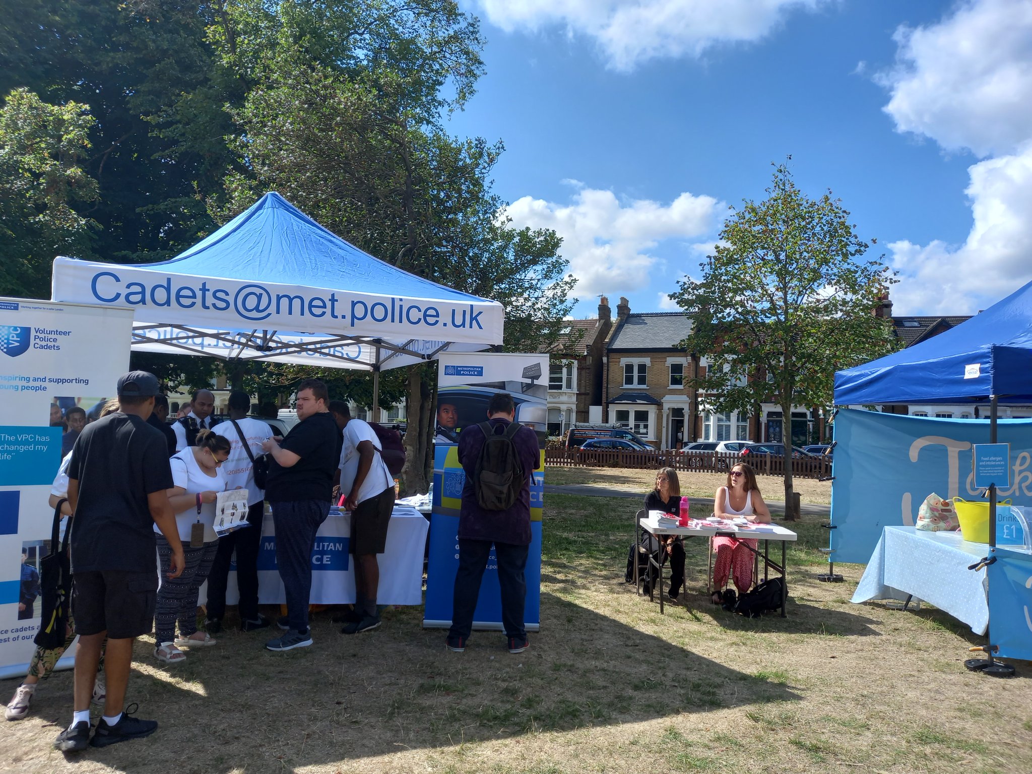 Redbridge MPS on Twitter "Redbridge Volunteer Police Cadets working