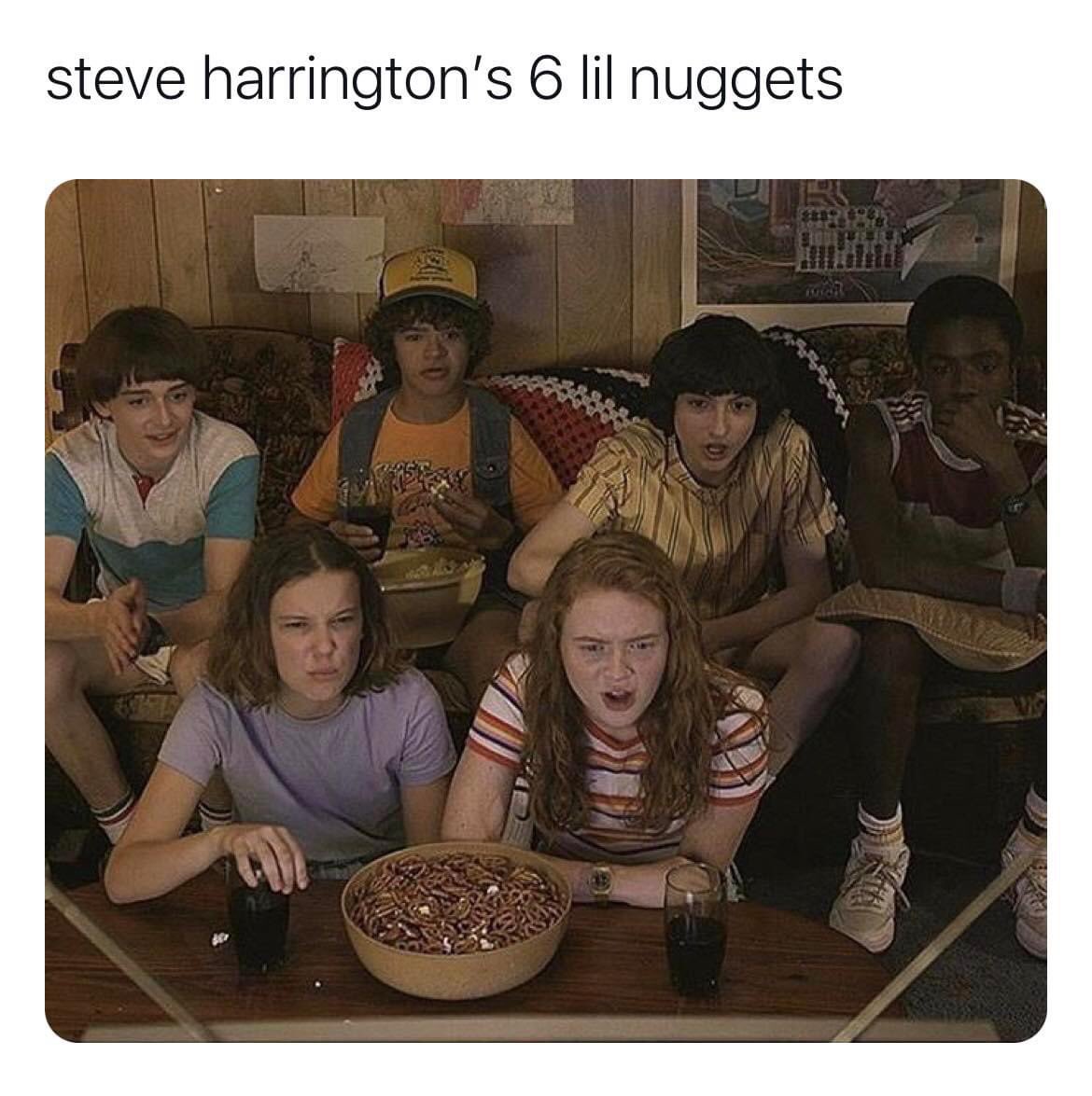 izmayfield's tweet photo. #StrangerThings https://t.co/rVl2X69RSz