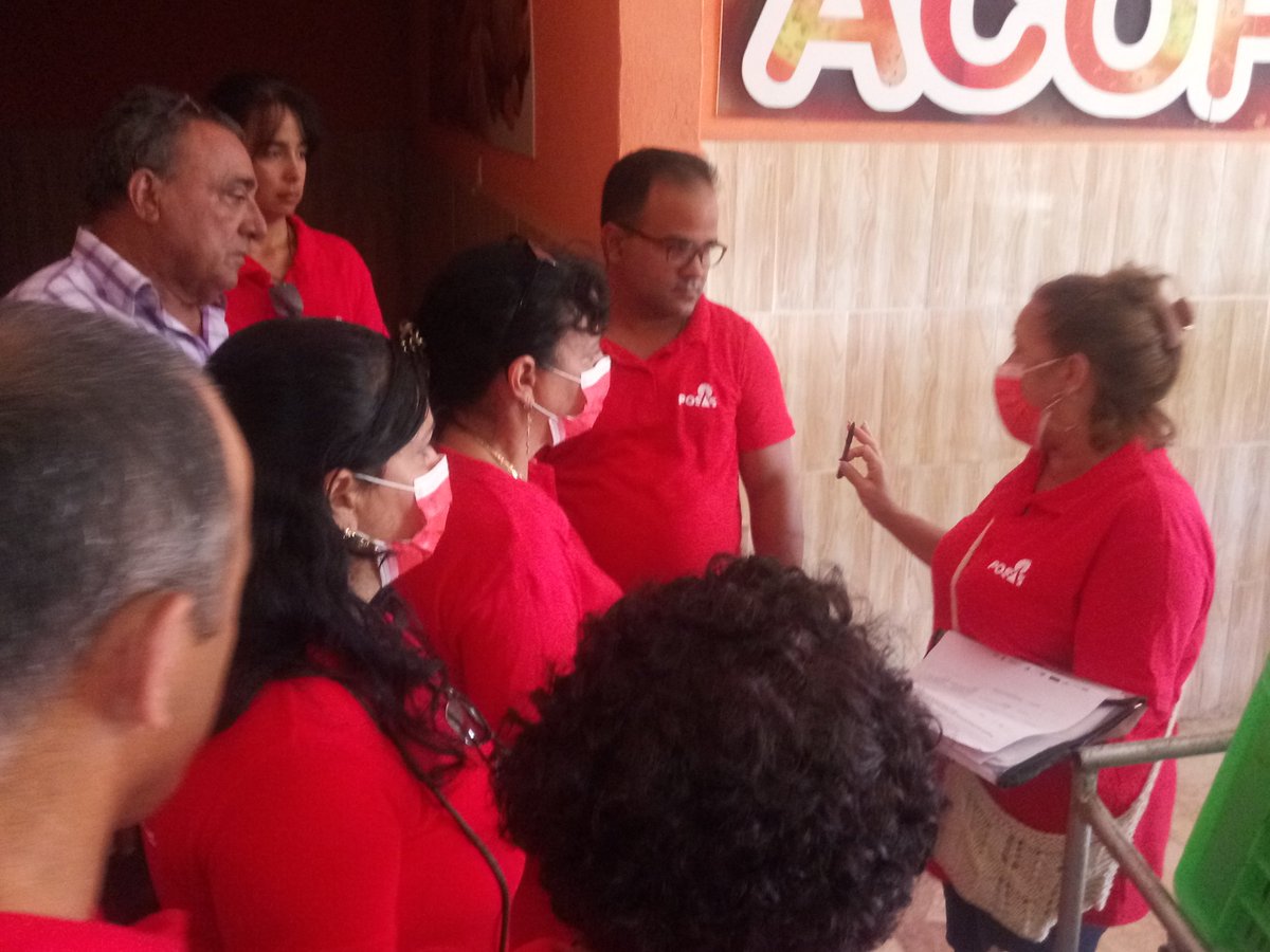PTaguasco's tweet photo. Como parte del recorrido que realiza hoy el Proyecto POSAS #Cuba en el municipio #Taguasco, se visitan el Centro de Gestión para el Desarrollo Local y el Mercado de Nuevo Tipo del territorio, analizando el aprovechamiento de los beneficios que se otorgan.
#CEGESTA https://t.co/5UthvBtlhz