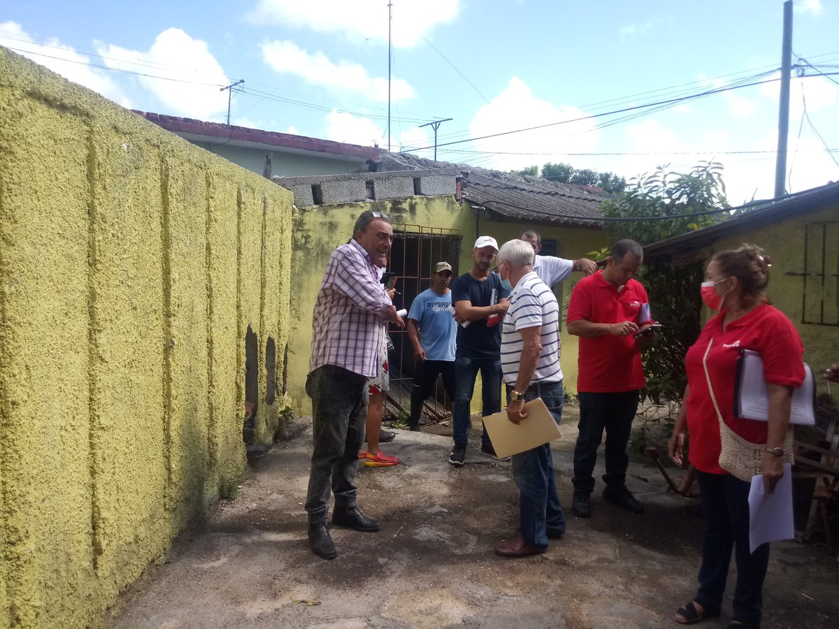 PTaguasco's tweet photo. Como parte del recorrido que realiza hoy el Proyecto POSAS #Cuba en el municipio #Taguasco, se visitan el Centro de Gestión para el Desarrollo Local y el Mercado de Nuevo Tipo del territorio, analizando el aprovechamiento de los beneficios que se otorgan.
#CEGESTA https://t.co/5UthvBtlhz