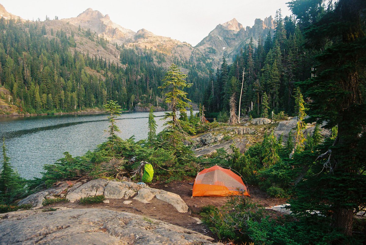 bradmbaldwin's tweet photo. Camping in Washington 🏕 🎞 https://t.co/3Bg3I2hSfx