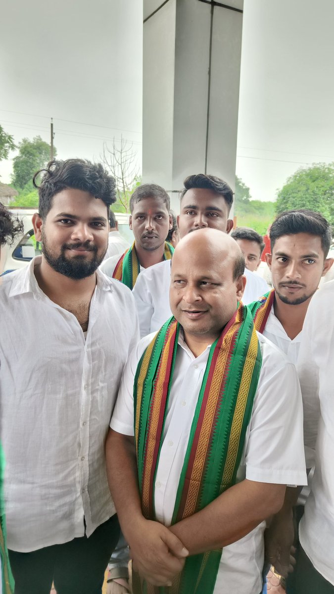 PradipK62425756's tweet photo. @Pranab3333 @amar_satpathy https://t.co/3Hy9BIPFBv