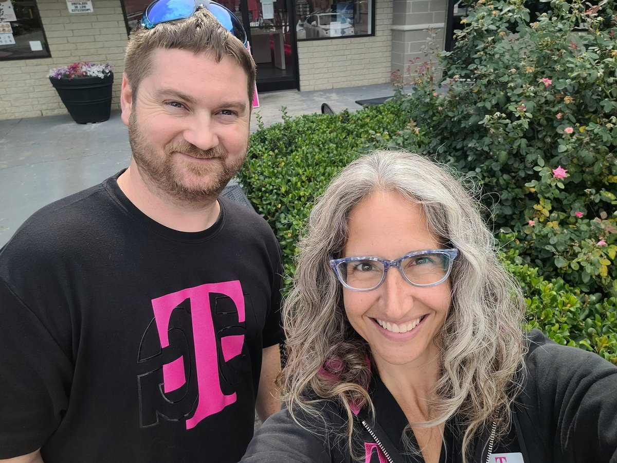 T-Mobile has given me so many amazing opportunities to learn and grow over the years! I'm thankful and excited to be starting the second phase of L.E.A.D. under the guidance of the fantastic. First official day of stretch complete! <a href="/teabout1076/">Ben Teabout</a>.