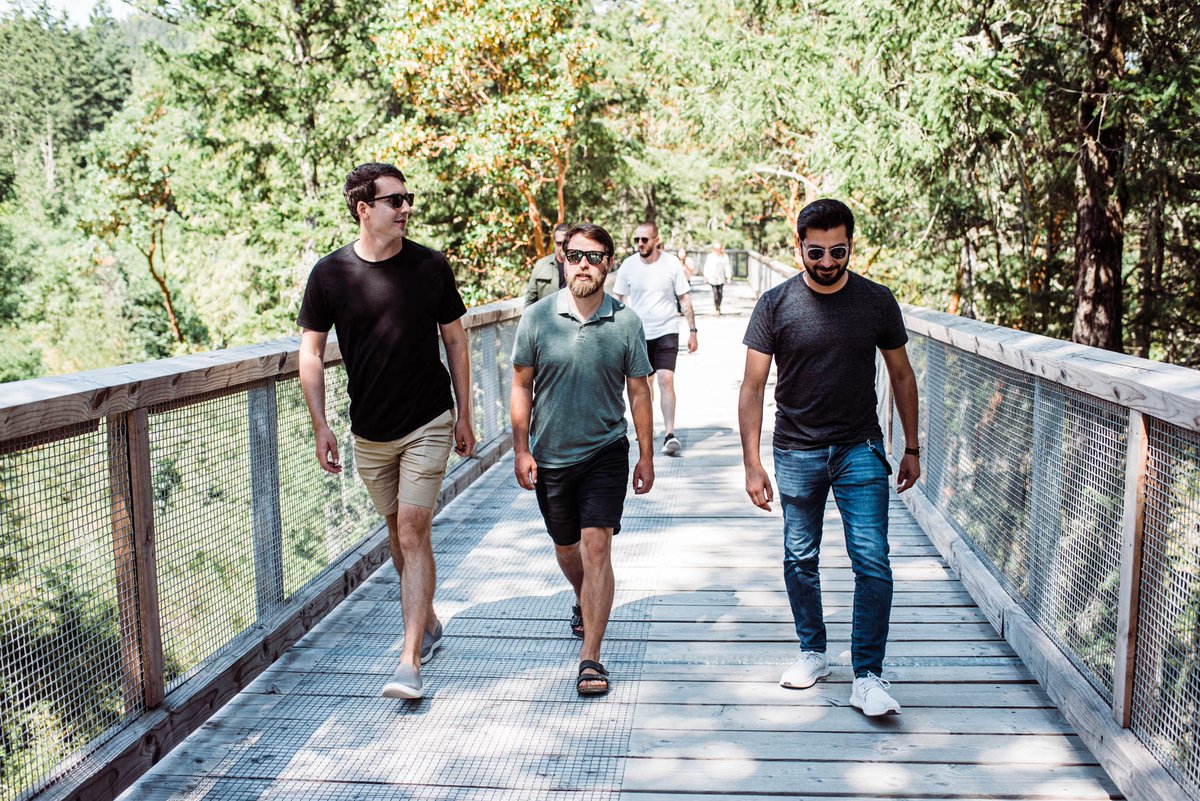 rdbrck's tweet photo. We’re still buzzing from our first annual Redbrick Leaders Summit in #yyj! Under the theme of ‘Connected’, leaders from @rdbrck, @Get_Shift, @Leadpages, @Delivra and Rebase were inspired by incredible guest speakers and refreshed by outdoor adventures. #redbrickconnected2022 https://t.co/YTxwDnqYyh